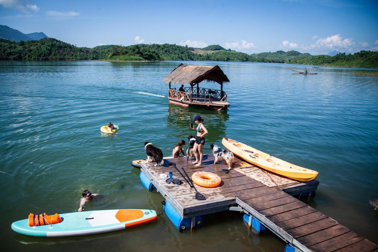 Sunset Nam Ngum Resort Vang Vieng Buitenkant foto