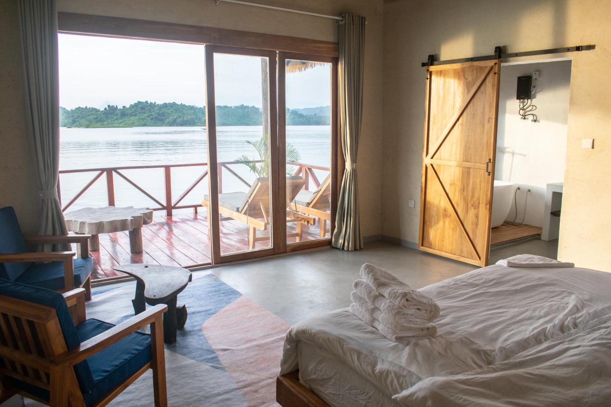 Sunset Nam Ngum Resort Vang Vieng Buitenkant foto